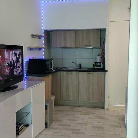 Studio Rdj Terrasse Piscine Sanary Sur Mer 外观 照片
